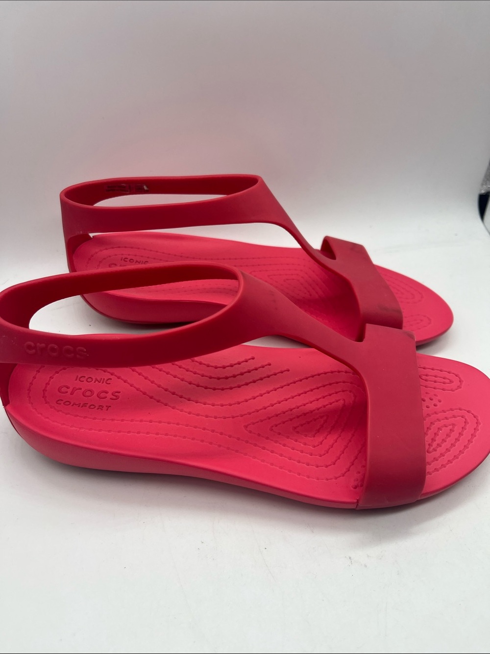 Crocs Serena Sandal/flip Flop Womens Size:5 T-Strap Comfort Watermelon Pink - Picture 2 of 8